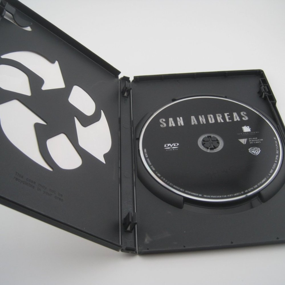 San Andreas (DVD) (widescreen) (Warner Bros) (Brad Peyton) (PG-13) (2015) - Picture 3 of 5